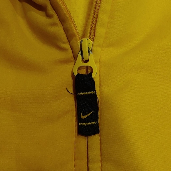 Nike Winter Jacket Size 5 - Picture 3 of 11